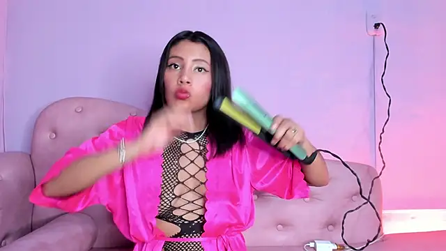Dulce_Pettit webcam