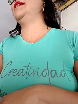 Dirty-Momm-Divorced-Hot webcam