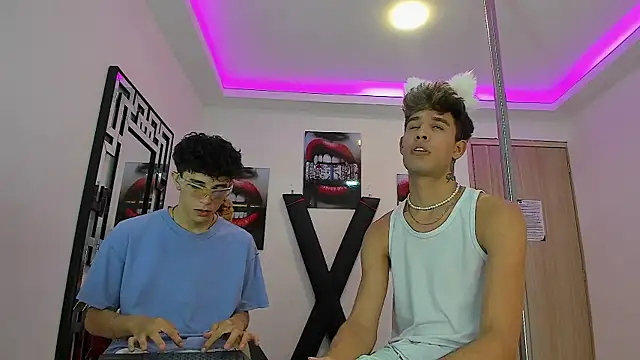 RED_EMPIRE webcam