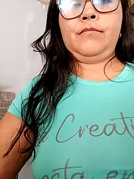 Dirty-Momm-Divorced-Hot webcam