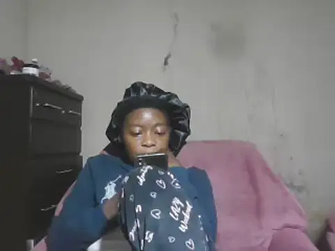 sexyhotchic93 webcam