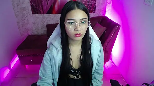 ariana_miller_m webcam