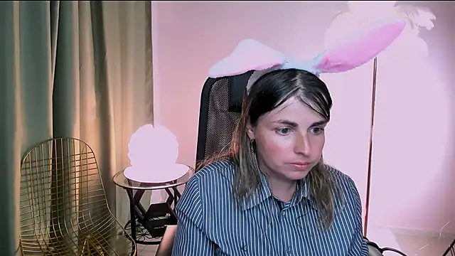 MartaEdams webcam