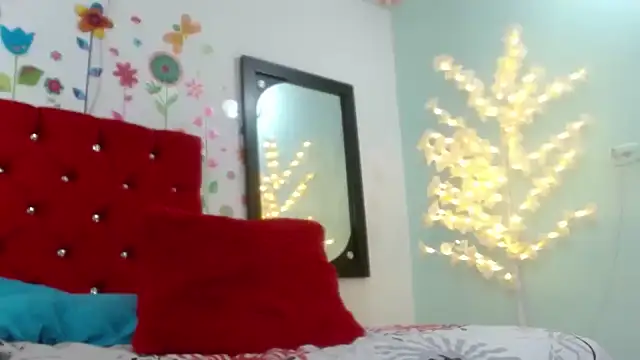 maddy_lovely webcam
