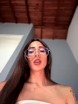 lauravasquez webcam