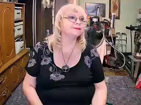 LOLA8888 webcam