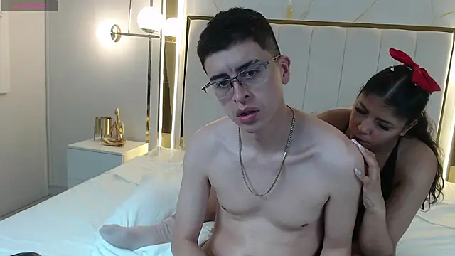 COUPLECUMBONNY webcam