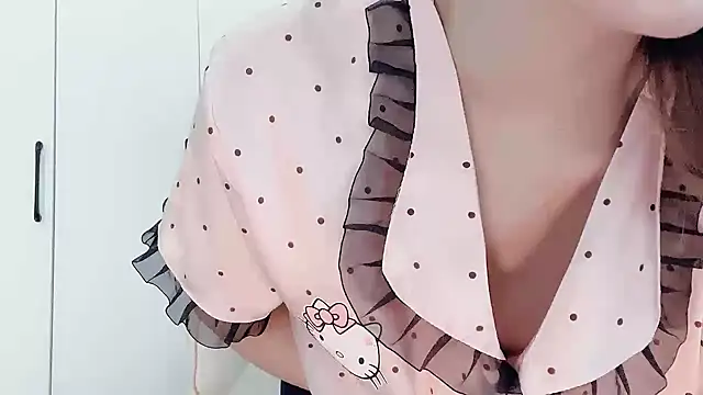 Eloise131499 webcam