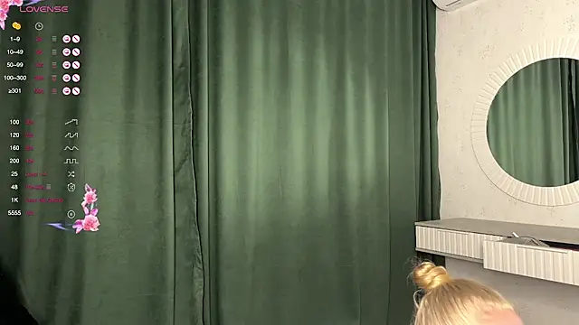 Elizabeth_Mitchel webcam