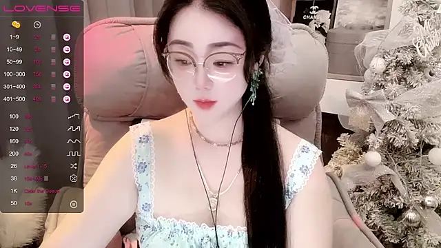 Monica-888 webcam