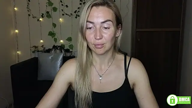 Kiss_julli88I webcam