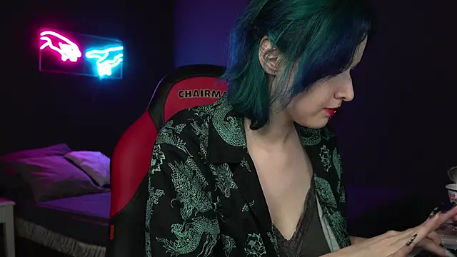 Aphelia_Lewis webcam