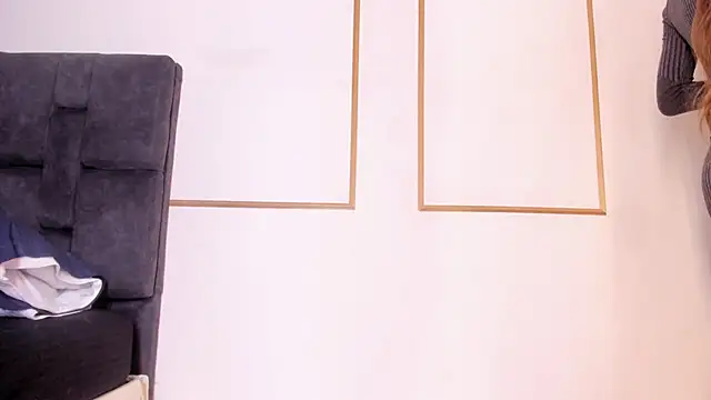 sara__jones_gh webcam