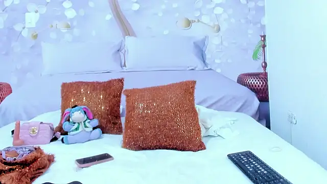 luna_hoott webcam