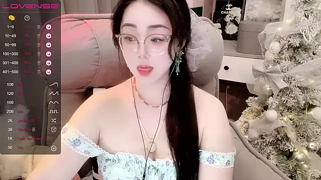 Monica-888 webcam