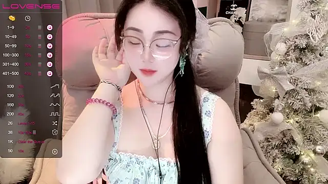 Monica-888 webcam