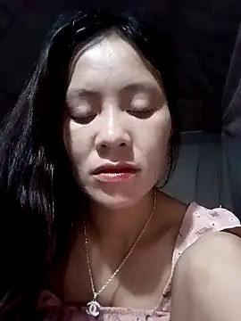 Webcam Model (ngtuti)  is live.Free join now!