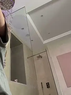 BellaSecrett webcam