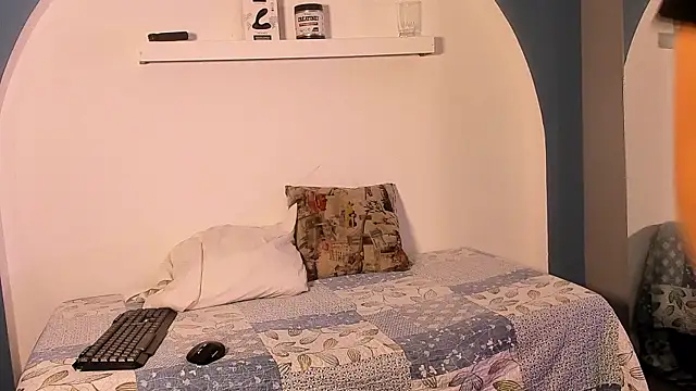 axel_ruiizx webcam