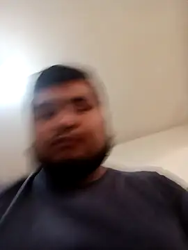 YoSoyLittleBoy webcam