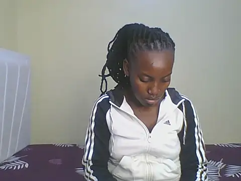 HoLy-ViRgiN webcam