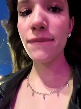 shy_priincess webcam