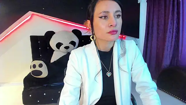 Coral_Gibson webcam