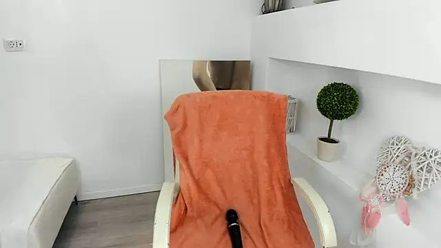  Arya_Lexy chat room