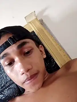 charlie0728 webcam