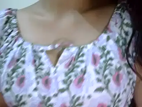 Arohi_Sharma123 webcam