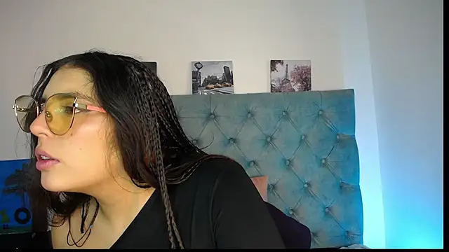Paola_Lyon_ webcam