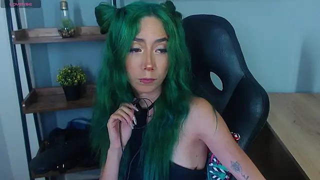 Erika_Stevens webcam