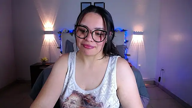 Megan_05_ webcam