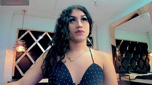 Emily_Hots webcam