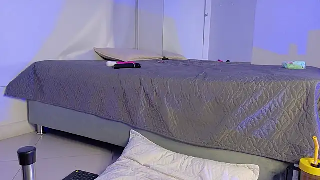BeccaReedd webcam