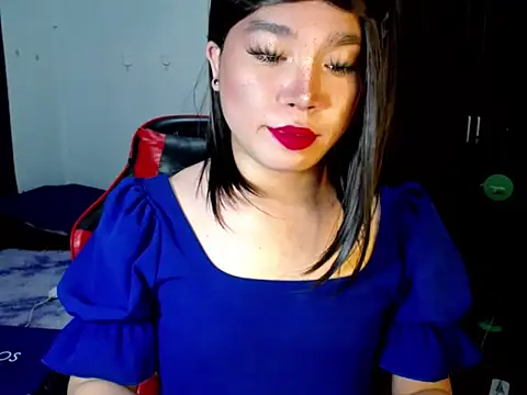 cam porn online Urassiansweetcummer