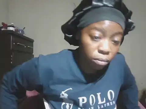 sexyhotchic93 webcam