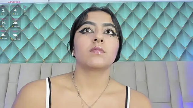 --Agatha-- webcam