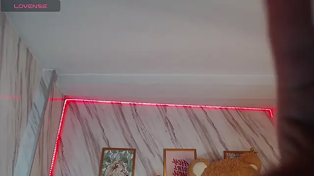 madelen_b webcam