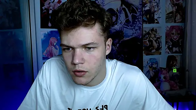 lucas_long_ (M twink) - say i love you into the microphone