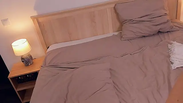editaband (F teen) - Unzip my shorts