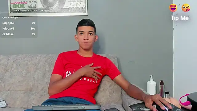 Angel_Lamberth webcam