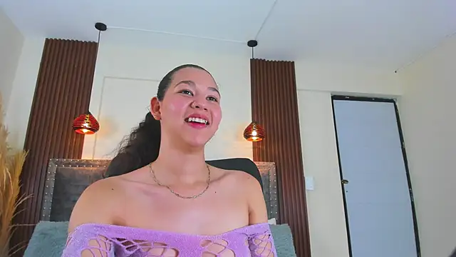 Amber_hot22 webcam