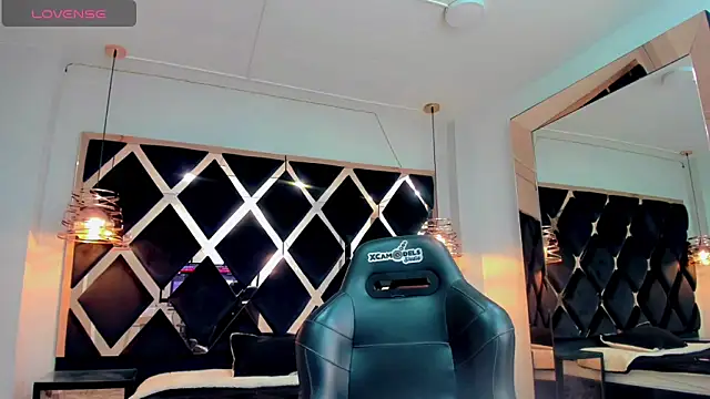 Emily_Hots webcam