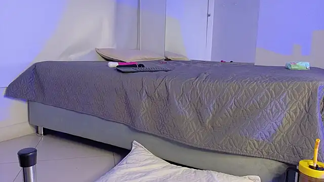 BeccaReedd webcam