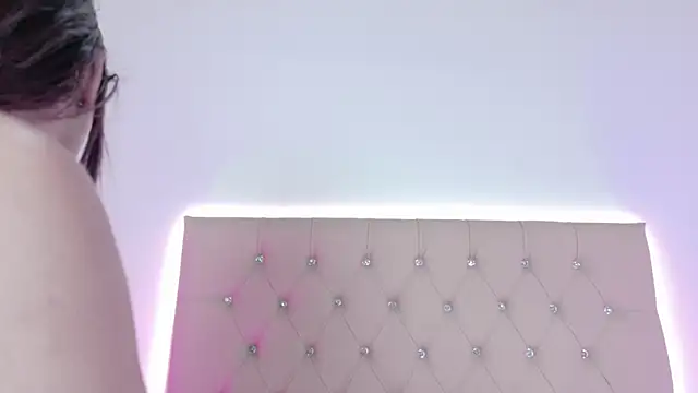 emma__hills webcam
