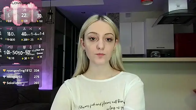 white_liillyy webcam