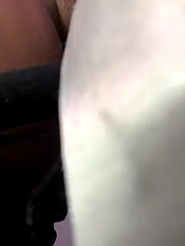 zoe_storm webcam