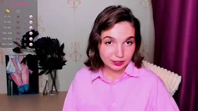 KindHazelHere_ webcam