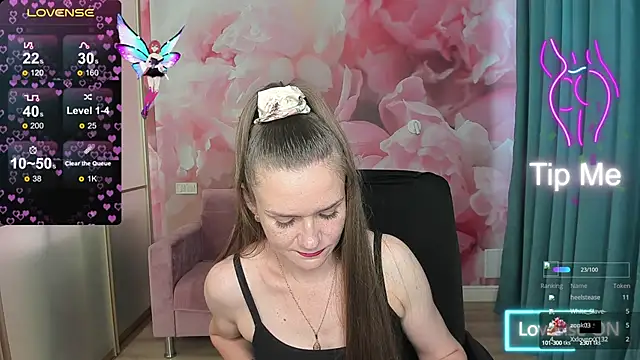AriaGray webcam